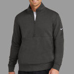 Club Fleece Sleeve Swoosh 1/2 Zip